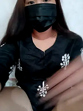 Snapshot of kushibobs chatting on 11.16.25 kushibobs online show from 11.16.25