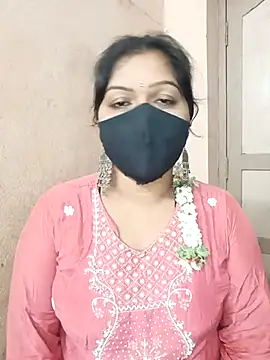 Snapshot of Bagi-Sexy chatting on 10.10.25 Bagi-Sexy online show from 10.10.25