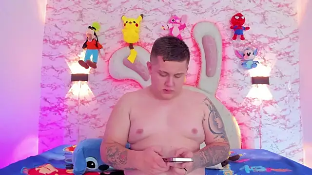 Snapshot of IM_SINAY chatting on 10.02.25 IM SINAY online show from 10.02.25