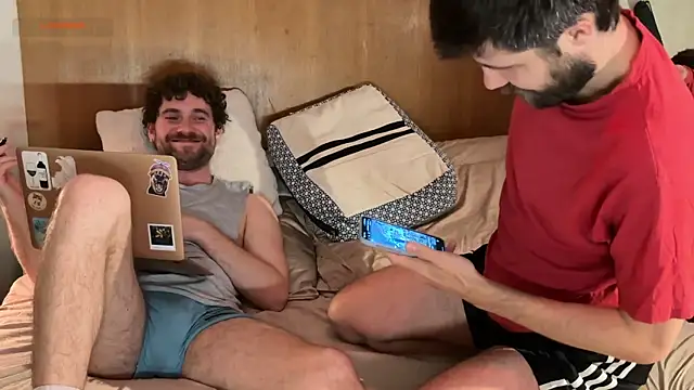 Snapshot of GunnarReed chatting on 09.26.25 GunnarReed online show from 09.26.25