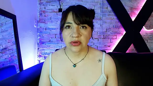 TaraTaylorr online show from 03.16.25