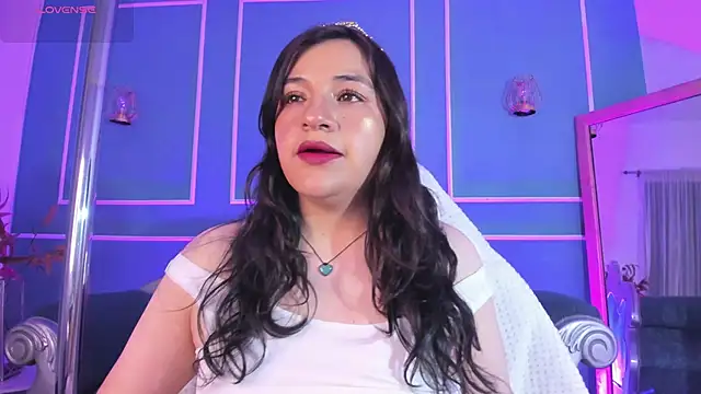 TaraTaylorr online show from 09.21.25