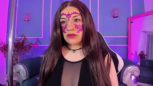 TaraTaylorr online show from 10.17.25