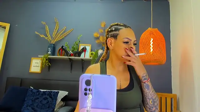 Snapshot of yessila_parker chatting on 07.19.26 yessila parker online show from 07.19.26