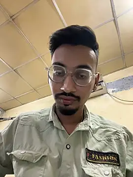 hypersexdriveboi online show from 02.28.25