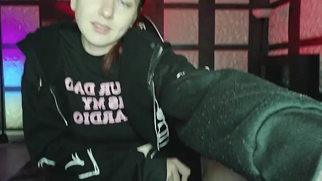 SweetSeraphine online show from 10.04.25