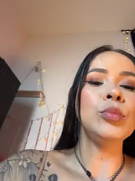 HotAlana  online show from 03.26.26