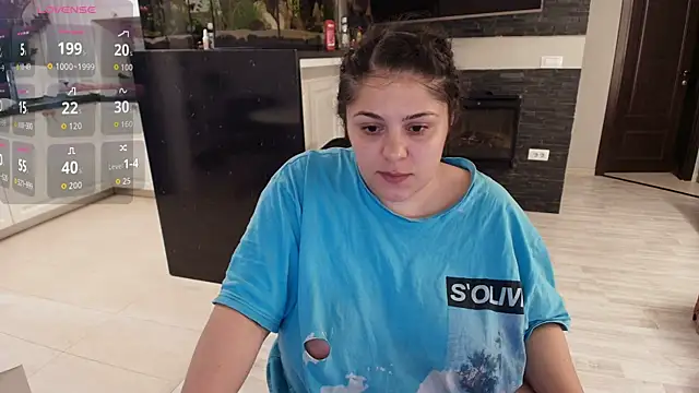 Layla- online show from 09.11.25