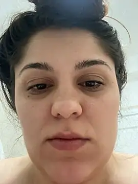 Layla- online show from 03.08.26