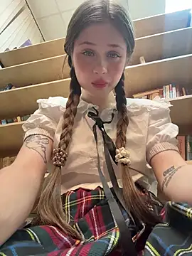 melicious  online show from 12.02.25