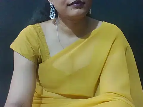Snapshot of sugandha_bhabhi chatting on 06.14.26 sugandha bhabhi online show from 06.14.26