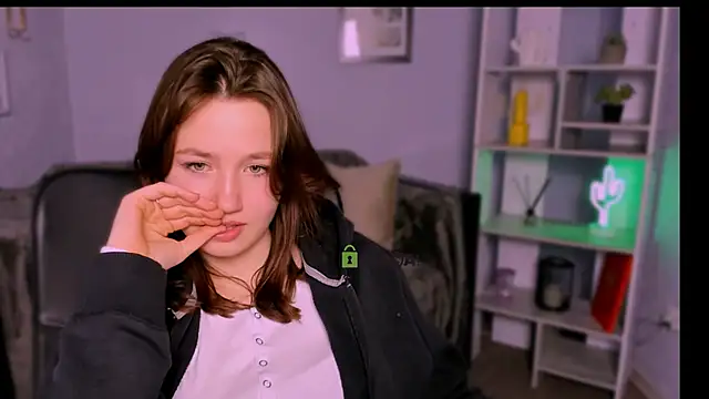 helli belli online show from 03.14.25