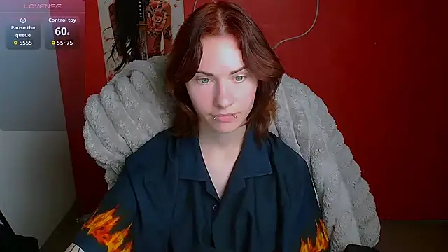Snapshot of Fiona_Night chatting on 07.29.26 Fiona Night online show from 07.29.26