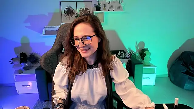 OliviaMcClean online show from 03.20.25