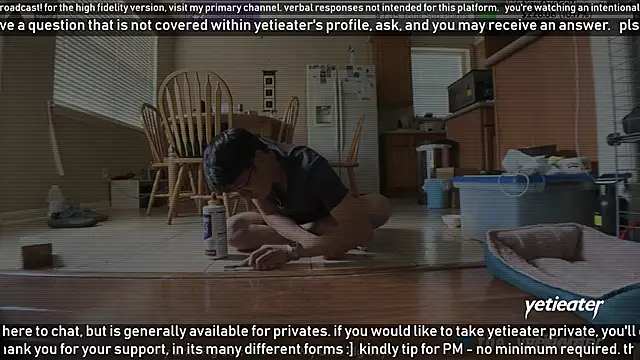 Snapshot of yetieater chatting on 12.14.24 yetieater online show from 12.14.24