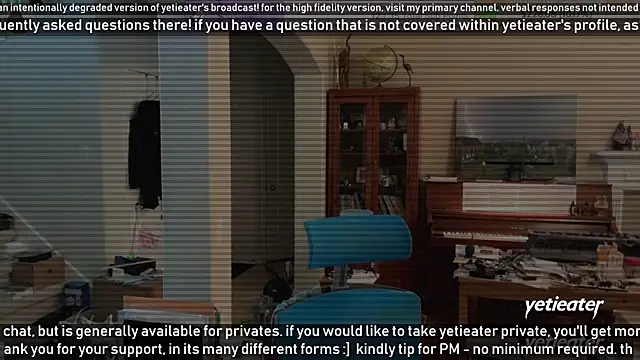 Snapshot of yetieater chatting on 01.16.25 yetieater online show from 01.16.25