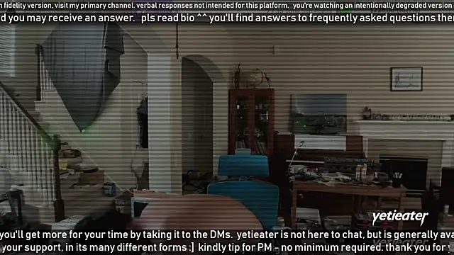 Snapshot of yetieater chatting on 02.12.25 yetieater online show from 02.12.25