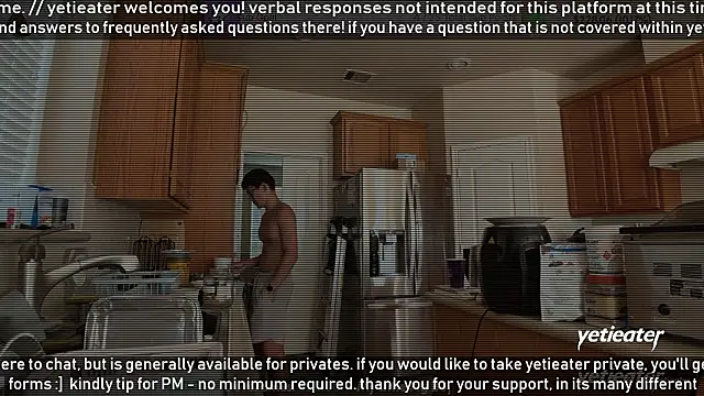 Snapshot of yetieater chatting on 03.04.26 yetieater online show from 03.04.26