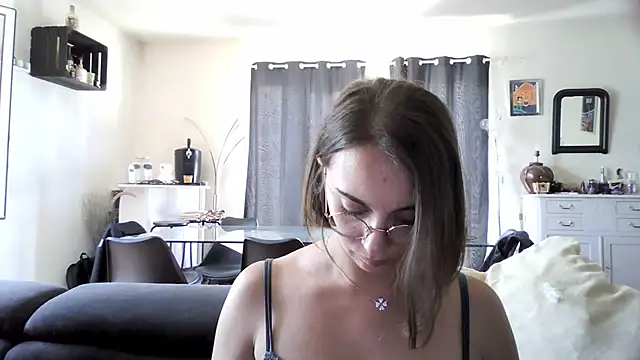 Snapshot of _little_blake chatting on 06.15.26 little blake online show from 06.15.26