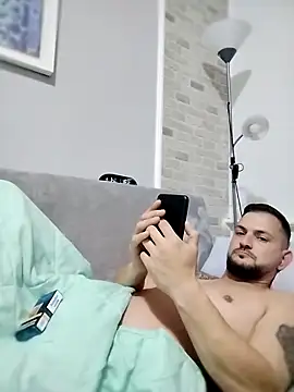 iurinicola online show from 11.21.25