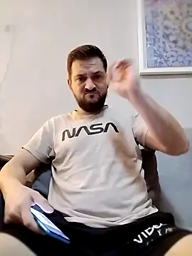 iurinicola online show from 02.04.26