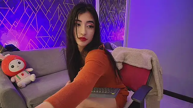 Snapshot of Tahara_Romanov chatting on 03.17.25 Tahara Romanov online show from 03.17.25