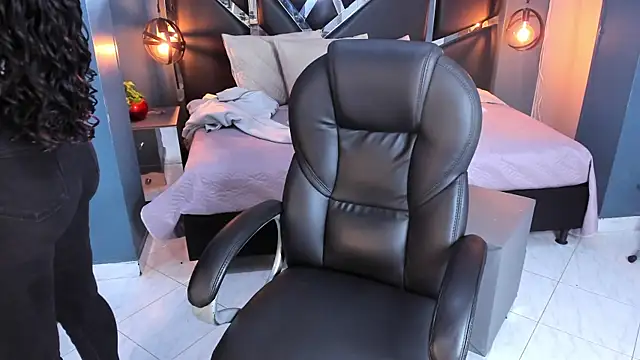 Melissa 23  online show from 11.14.25