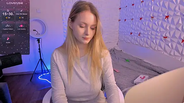 Beatrice 7 online show from 04.19.26