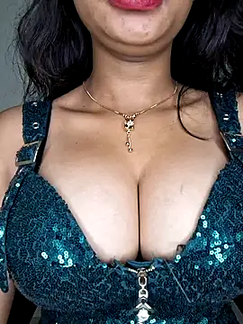 Snapshot of Noor-Bold chatting on 11.06.25 Noor-Bold online show from 11.06.25