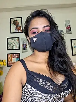 Snapshot of Noor-Bold chatting on 12.02.25 Noor-Bold online show from 12.02.25