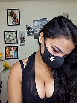 Snapshot of Noor-Bold chatting on 12.05.25 Noor-Bold online show from 12.05.25