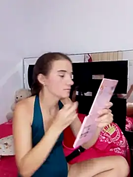 ArianaaGrace online show from 12.03.25