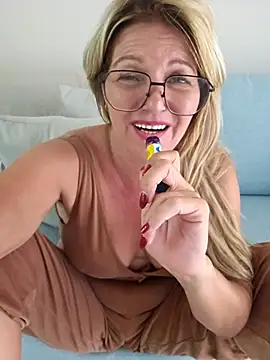 Melody73 online show from 09.30.25