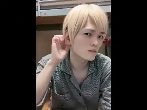 Snapshot of mgnhiroyuki chatting on 04.05.26 mgnhiroyuki online show from 04.05.26