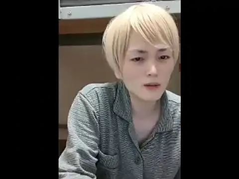 Snapshot of mgnhiroyuki chatting on 04.06.26 mgnhiroyuki online show from 04.06.26