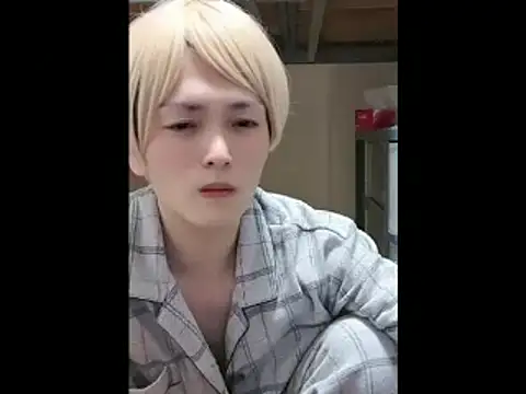 Snapshot of mgnhiroyuki chatting on 04.14.26 mgnhiroyuki online show from 04.14.26