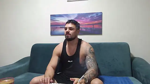 Tiberius hunk online show from 11.21.25