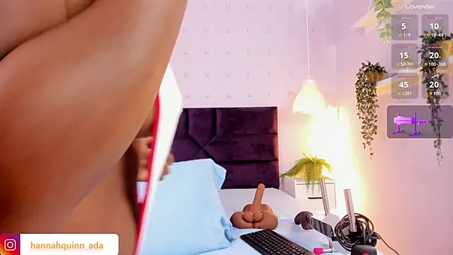 Hanaahquinn online show from 09.30.25