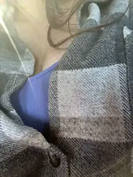 Snapshot of HannaJohnson chatting on 09.14.25 HannaJohnson online show from 09.14.25