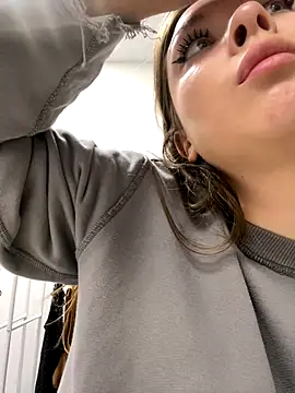 HannaJohnson online show from 12.20.25