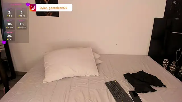 Dylan Turnerr online show from 06.10.26