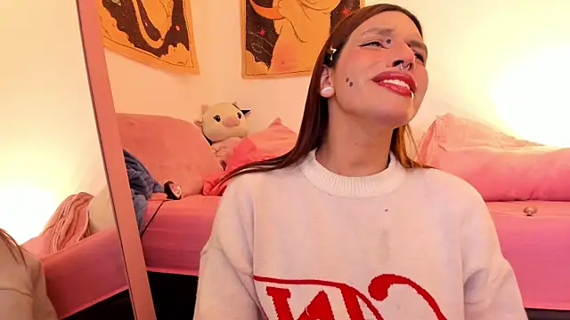 Loona s online show from 10.06.25