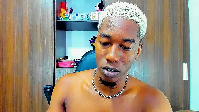 Dreamastercum  online show from 10.12.25