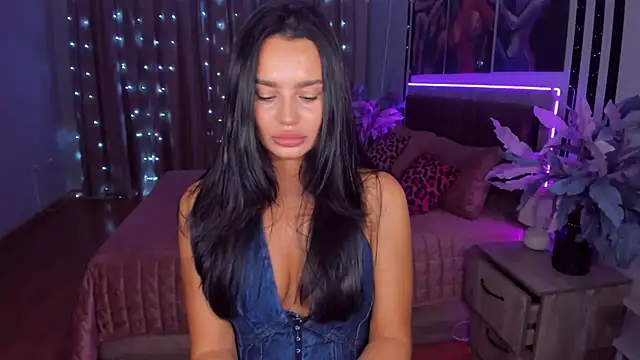 DanaSincere online show from 03.19.25