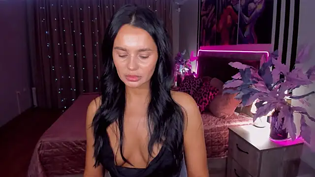 DanaSincere online show from 11.20.25