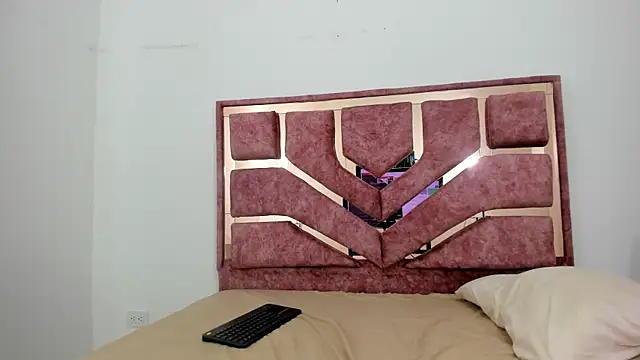 emilyy cooperr online show from 03.20.25