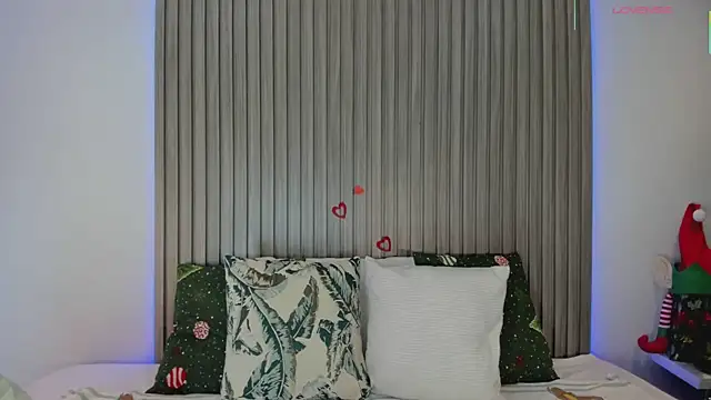 Zoe-S online show from 11.27.25