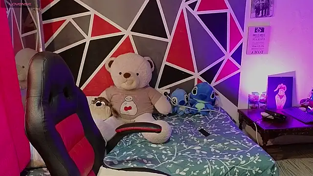 Snapshot of demimoore222 chatting on 01.09.26 demimoore222 online show from 01.09.26