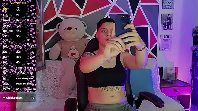 Snapshot of demimoore222 chatting on 02.27.26 demimoore222 online show from 02.27.26