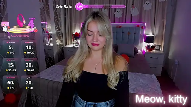 Snapshot of EvaGoddes chatting on 10.29.25 EvaGoddes online show from 10.29.25